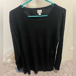 Women’s long sleeve sweater